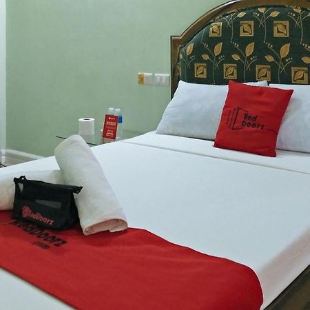 Reddoorz @ Bankal Lapulapu Otel Dış mekan fotoğraf